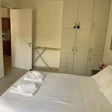 Cassiopeia 2-bedroom Lower Apt On With Pool Apartament