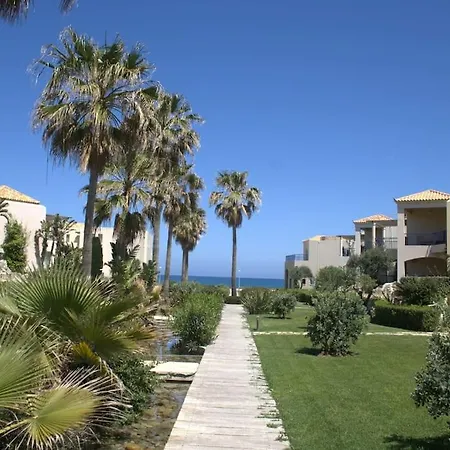 Apartament Cassiopeia 2-bedroom Lower Apt On With Pool *